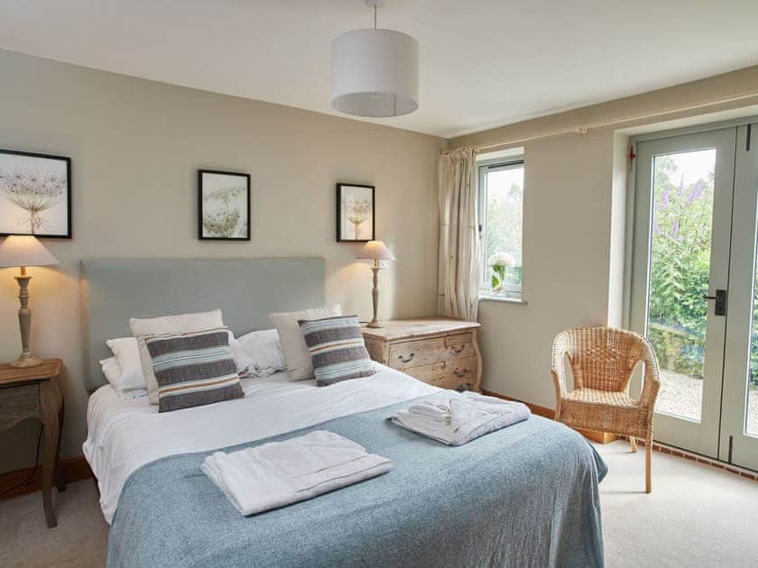 Master bedroom  | The Strawhouse - Manor Mews, Tattersett, near Fakenham