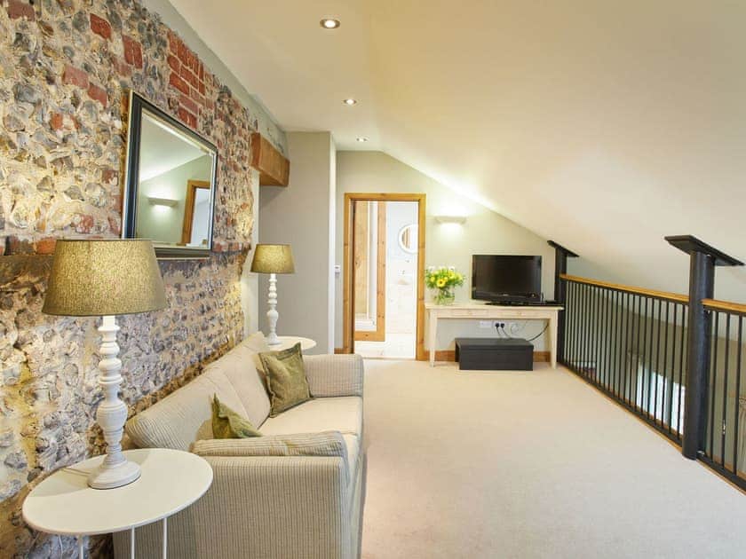 Galleried landing  | The Strawhouse - Manor Mews, Tattersett, near Fakenham