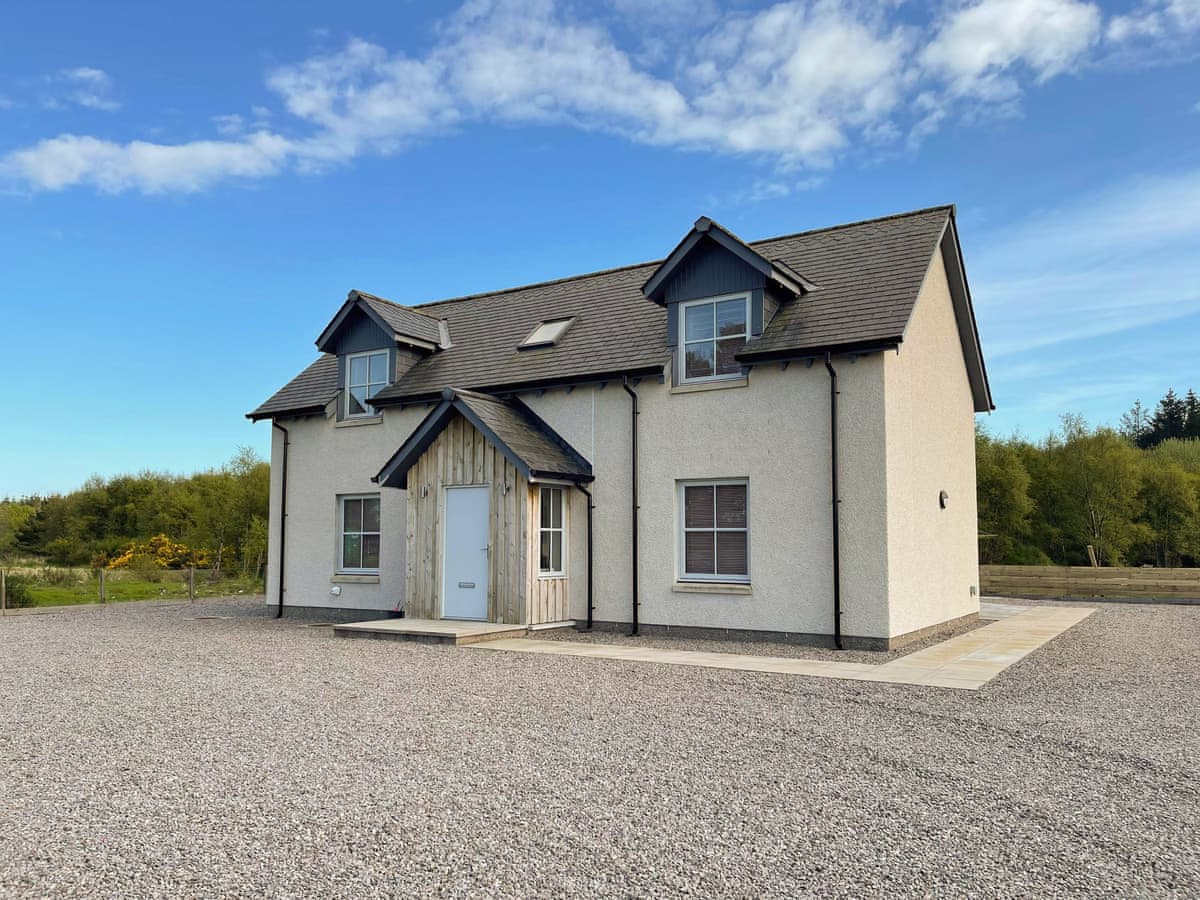Self-catering cottages in Tain