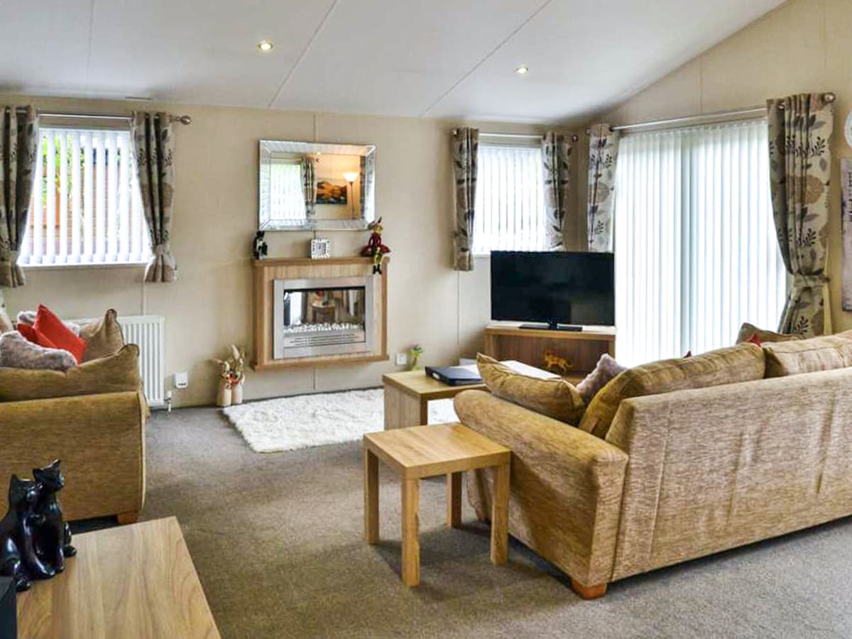 Bluebell Lodge - Image 3