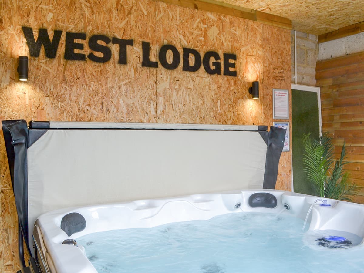 West Lodge - Holiday Lodge in Yorkshire - Image 3