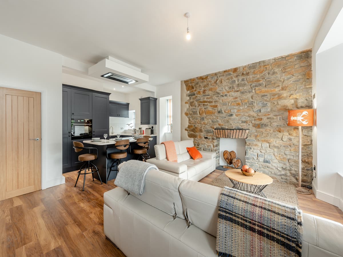 Harbour Heights - Sandy View