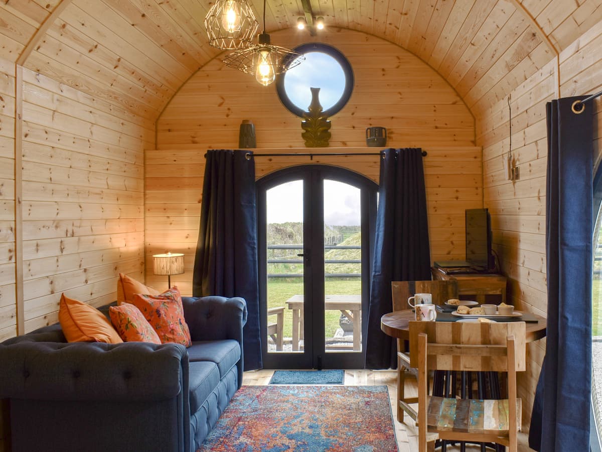 Self-catering cottages in Boscastle