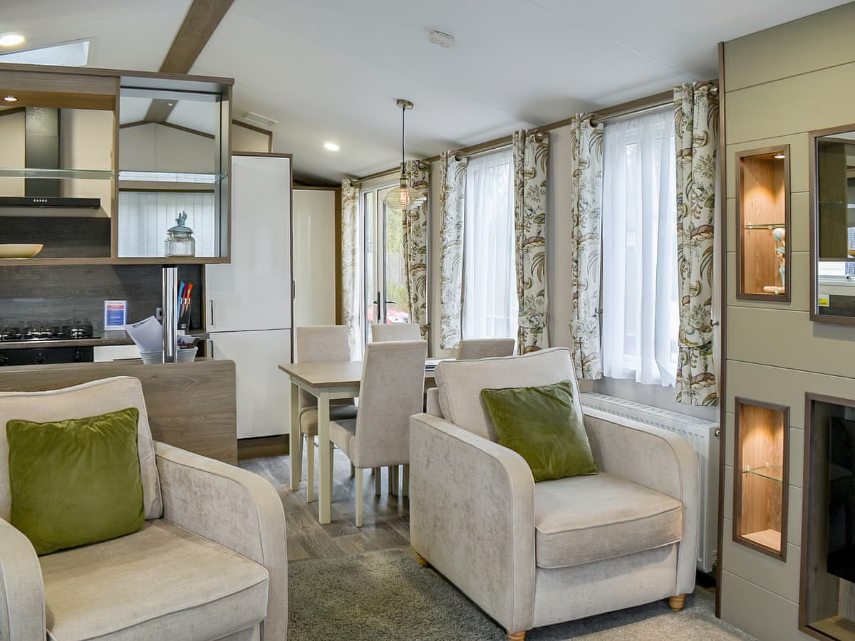 Lavender Lodge - Holiday lodge in Central England - Image 1
