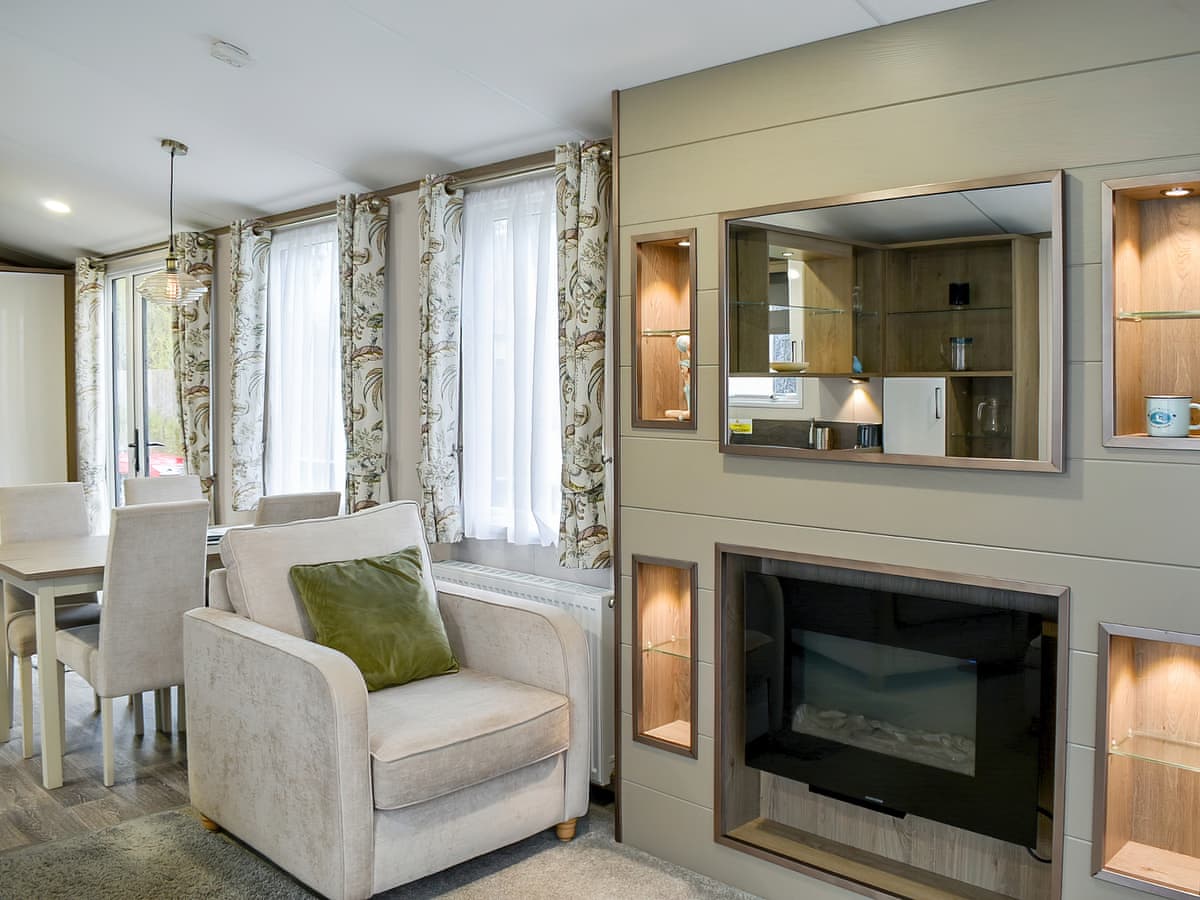 Lavender Lodge - Holiday lodge in Central England - Image 3