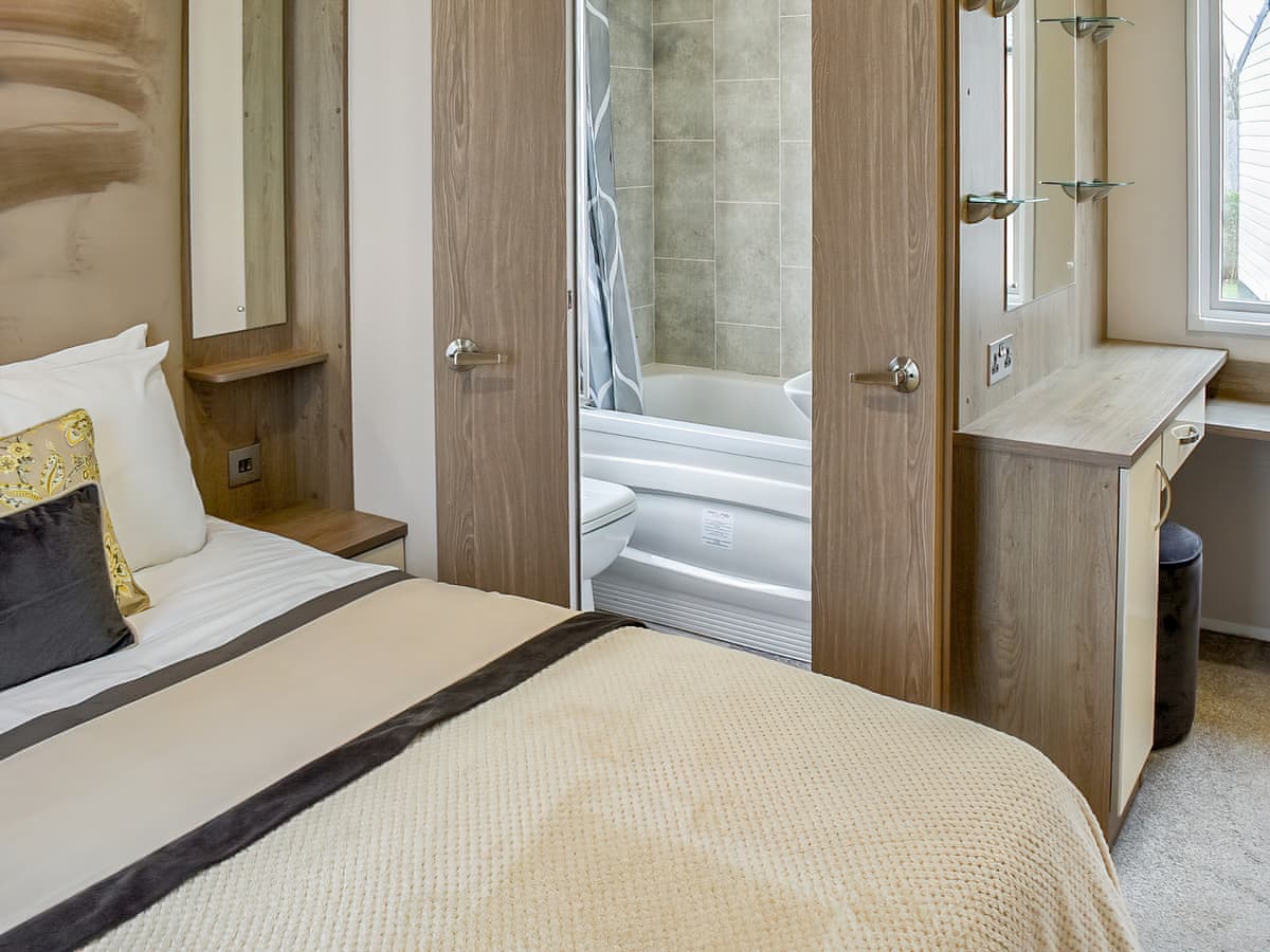 Lavender Lodge - Holiday lodge in Central England - Image 5