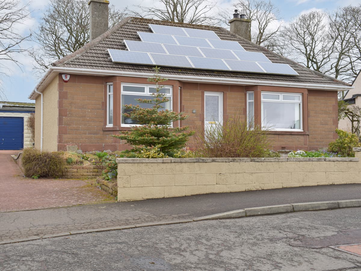 Self-catering cottages in Biggar