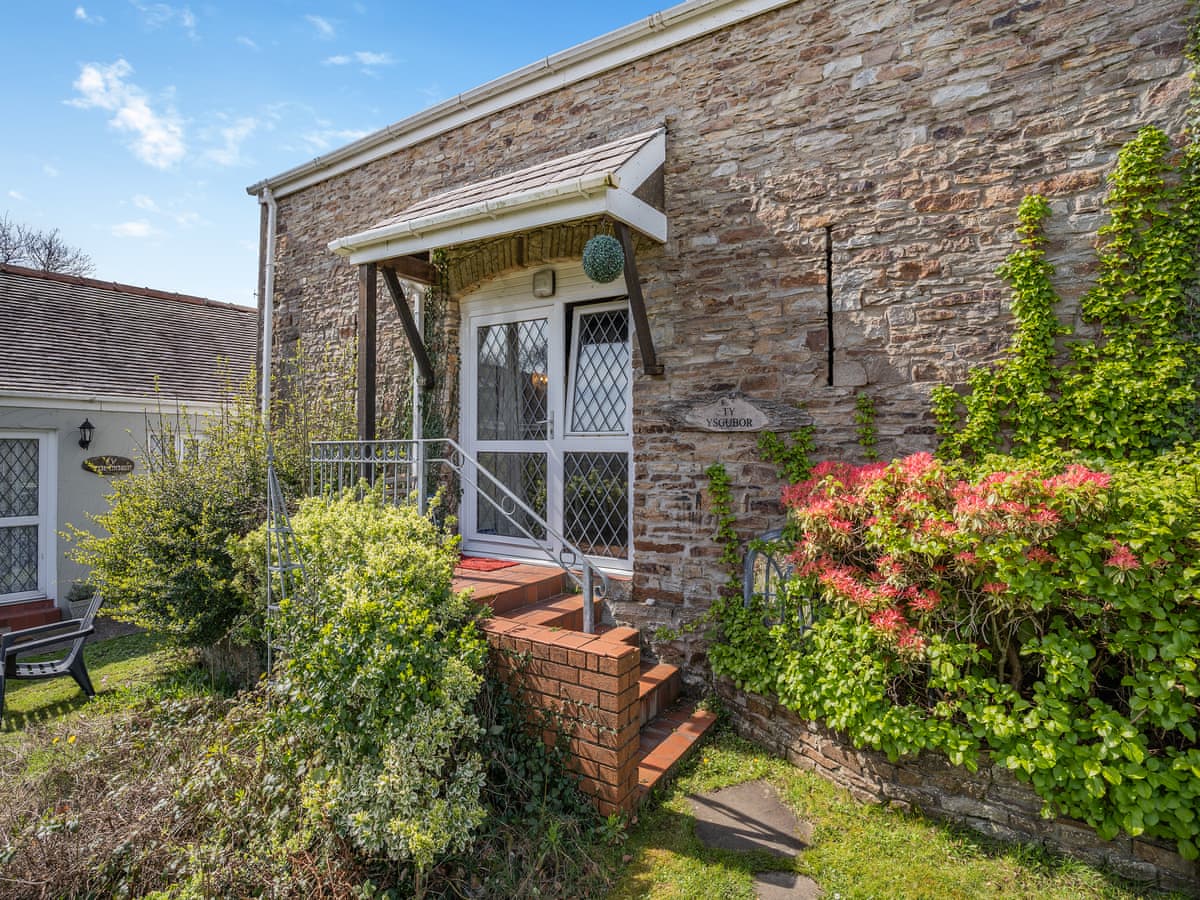 Cefn Gorwydd Cottages - Ty Ysgubor