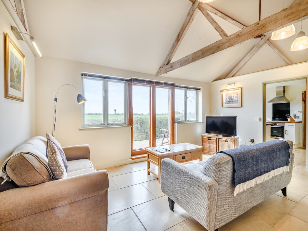 The Cart Lodge - Holiday lodge in East Anglia - Image 2