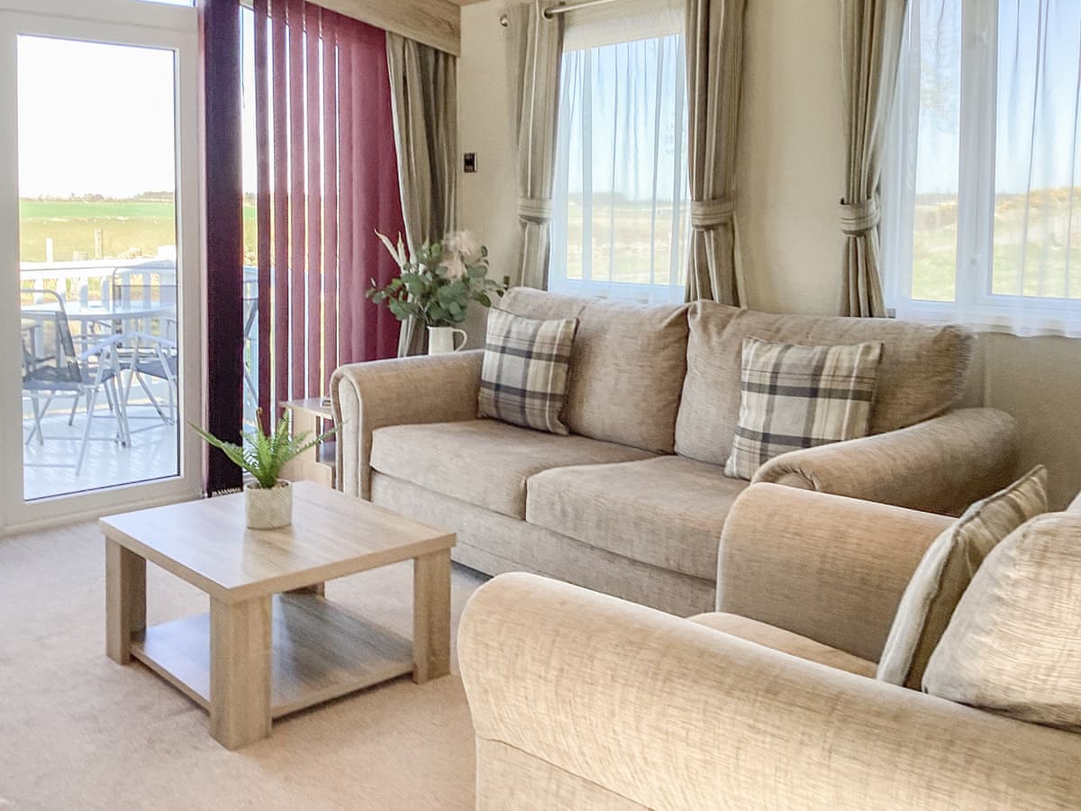 Ballagan Lodges - Ballagan Lodge - Image 3