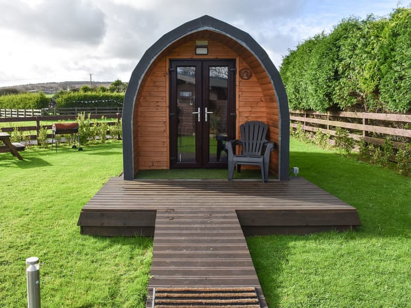 Exterior | Pod 1 - Lakeside Pods, Stithians