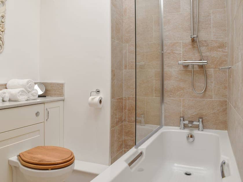 Bathroom | Beech Cottage, Ashbourne