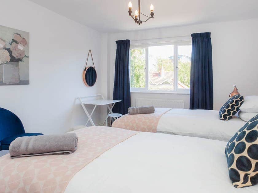 Twin bedroom | Malt Shovel Court, York