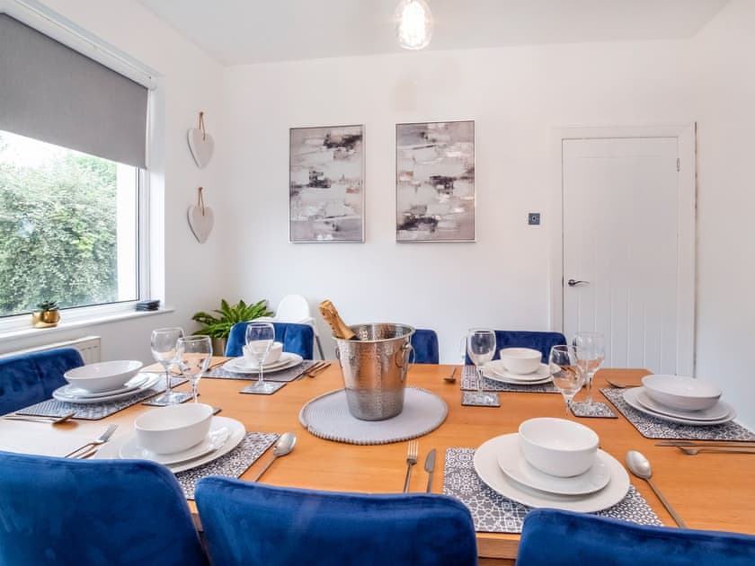 Dining room | Stylish Hot Tub House, York