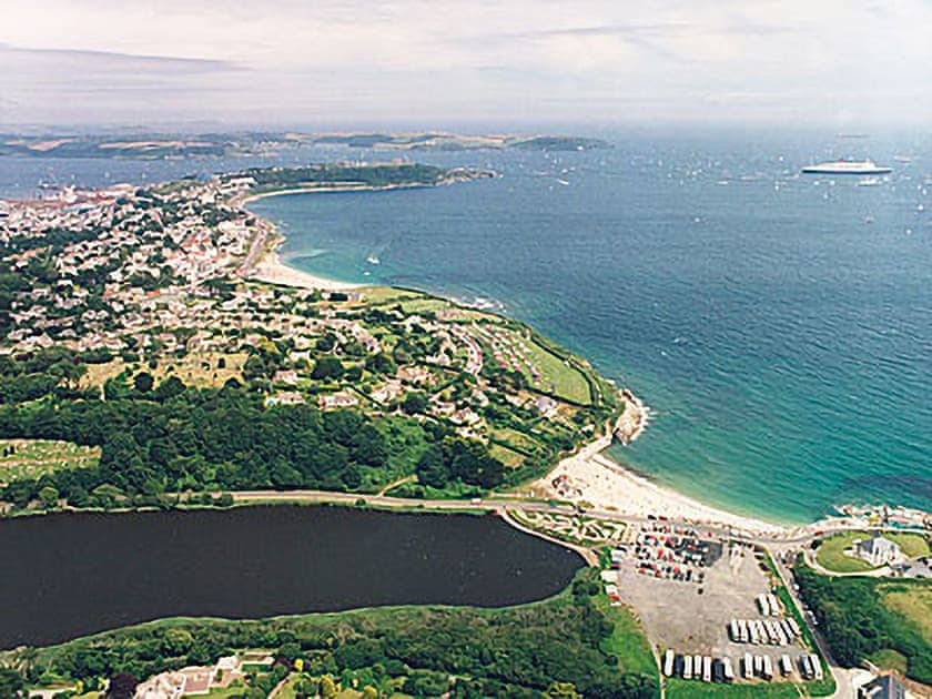 Surrounding area | Trellee, Pendra Loweth, near Falmouth