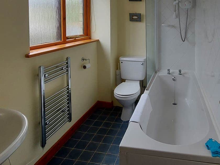 Bathroom | Trellee, Pendra Loweth, near Falmouth