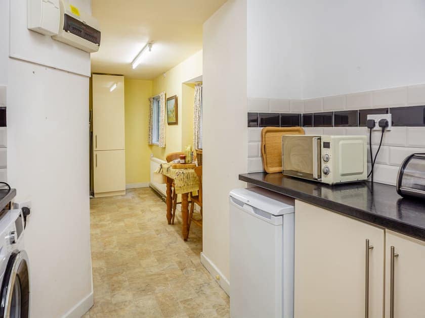 Kitchen | Sea and Sands, Barmouth