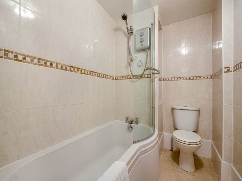 Bathroom | Sea and Sands, Barmouth