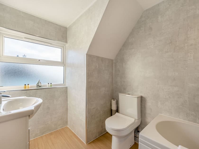 En-suite | Crug Y Bar, Cardigan