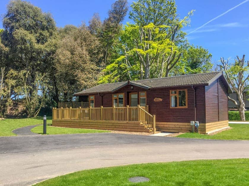 Attractive holiday Lodge | Colman Brook Lodge, Corton, near Lowestoft