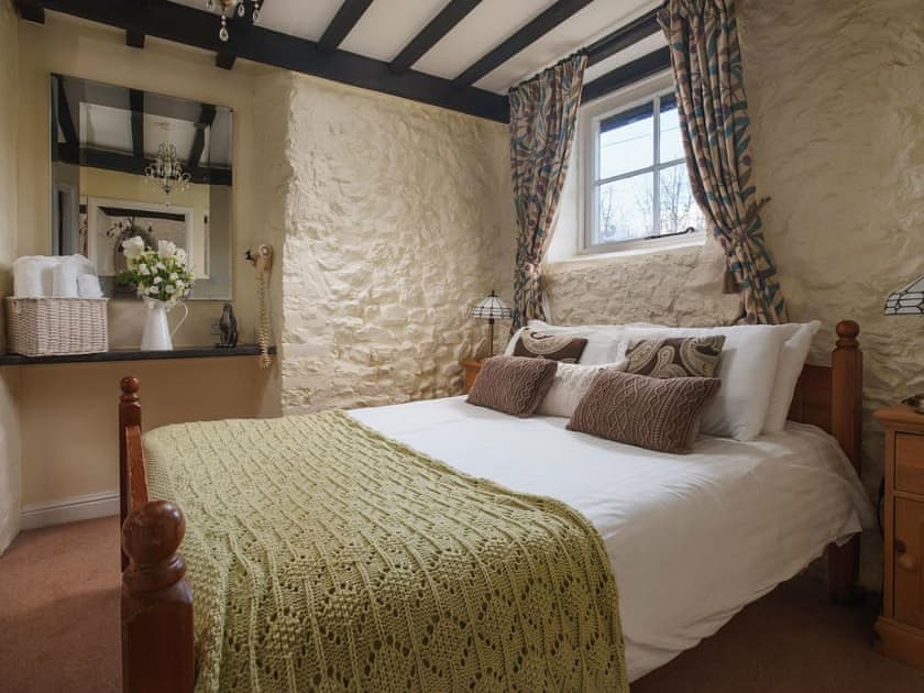 Double bedroom | Swallow - Champernhayes, Wooton Fitzpaine, near Charmouth
