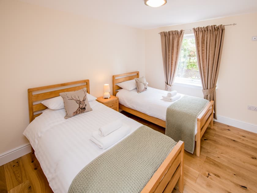 Twin bedroom | Bealach Cottage, Banavie