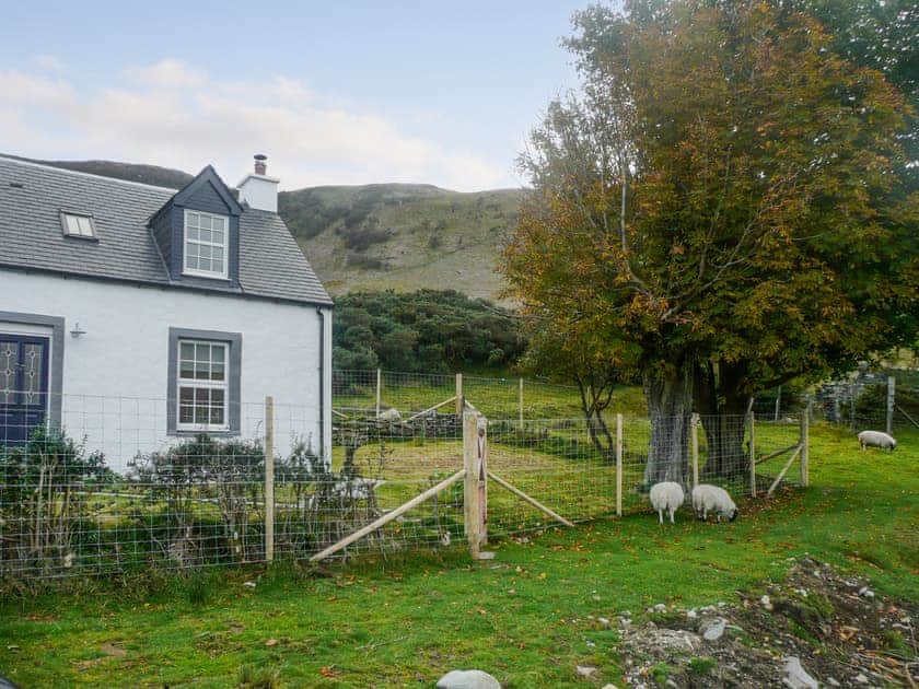 Exterior | SQLArran Cottage, Lochranza