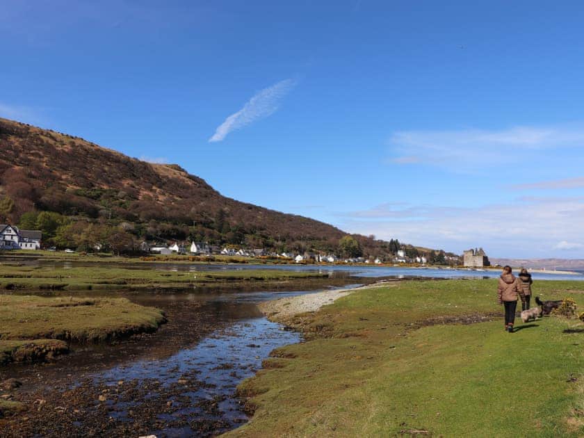 Surrounding area | SQLArran Cottage, Lochranza