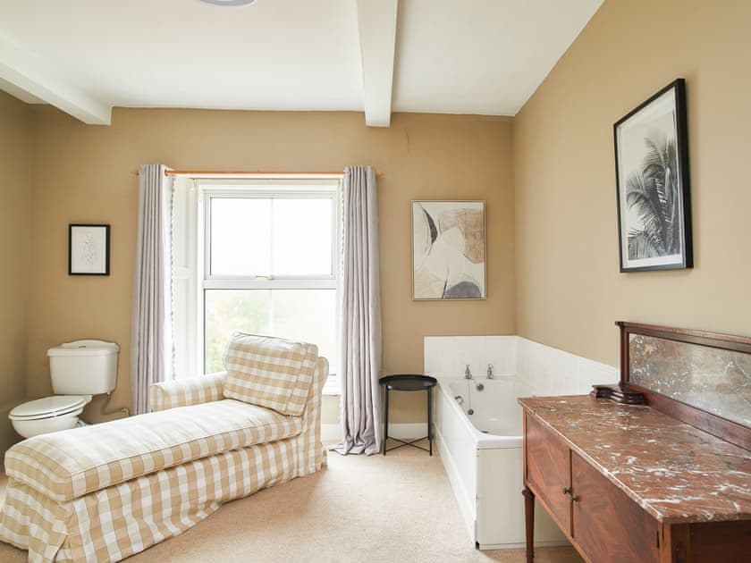En-suite | The Manor House - Manor Mews, Tattersett, near Fakenham