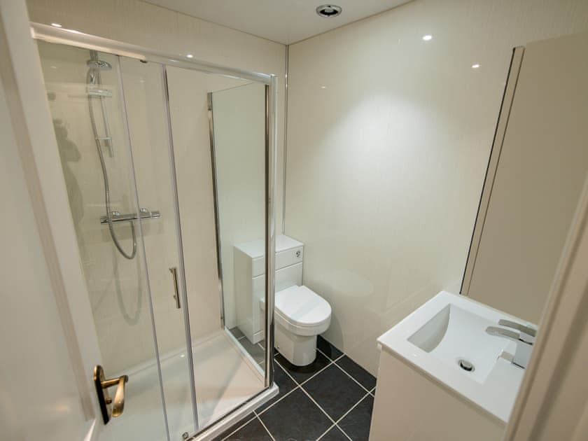 Shower room | Blackwater Cottage, Fort William