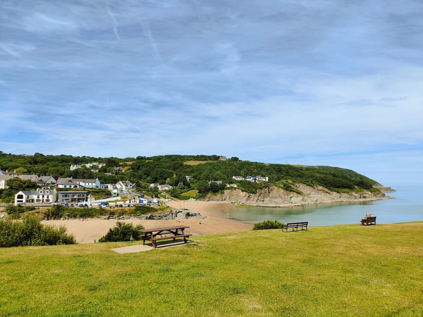 Surrounding area | Near the Beach, Parcllyn, near Aberporth