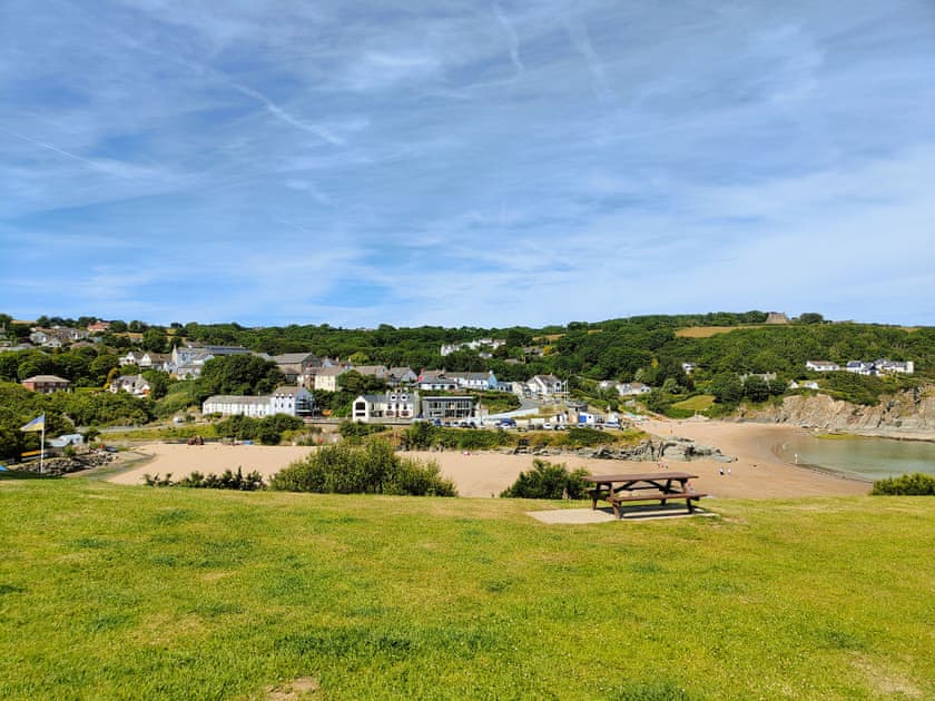 Surrounding area | Near the Beach, Parcllyn, near Aberporth