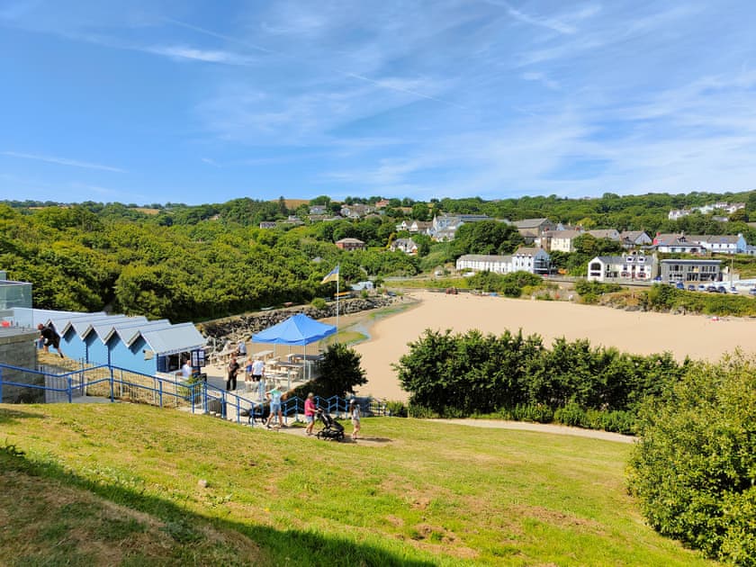 Surrounding area | Near the Beach, Parcllyn, near Aberporth
