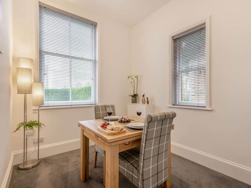 Dining room | Copper’s Rest - Bluelight Apartments, Saltburn-by-the-Sea