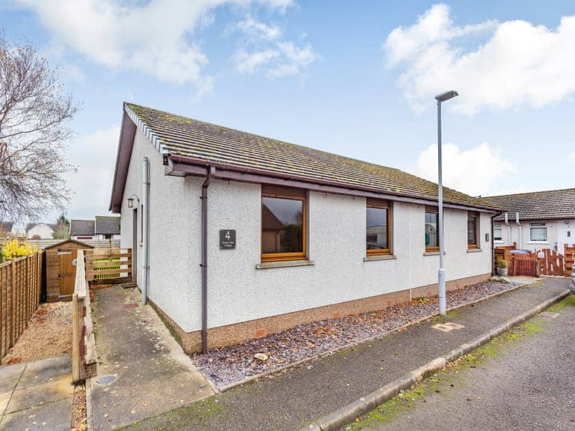 Exterior | Dorrey View Cottage - Halkirk Cottages, Halkirk