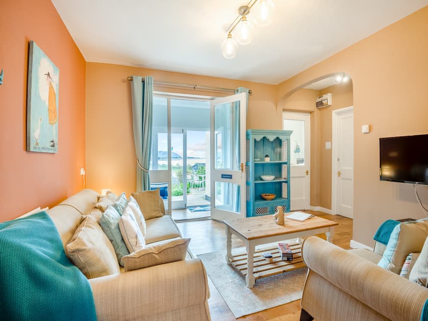Living room | Pebbles Reach - Blue Anchor House, Blue Anchor, near Minehead