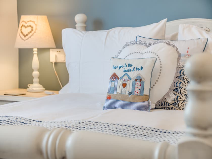 Double bedroom | Pebbles Reach - Blue Anchor House, Blue Anchor, near Minehead