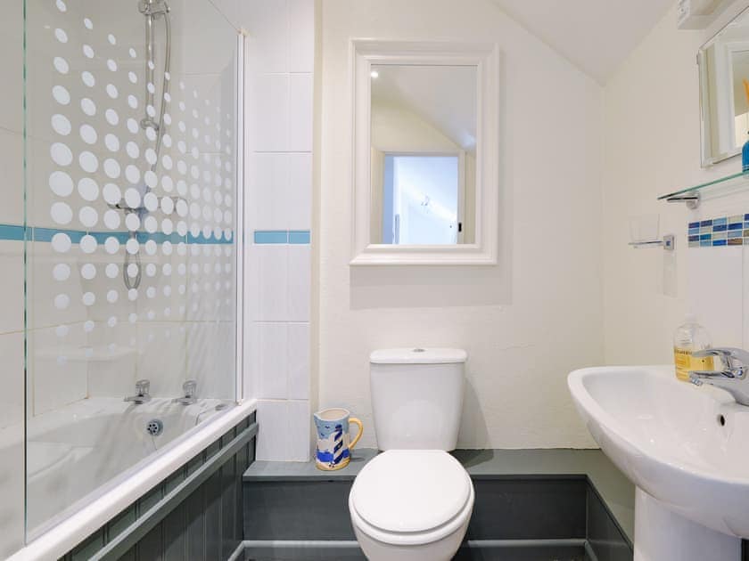 Bathroom | Farm Cottage - Chypons Farm, Nancledra, near St Ives