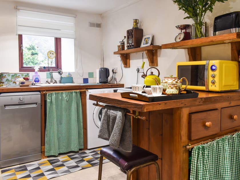 Kitchen/diner | Beeton Cottage Todmorden, Todmorden, Near Hebden Bridge