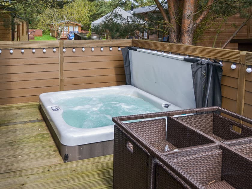 Hot tub | Tawitawoo Lodge - Felmoor Park, Felton, near Morpeth