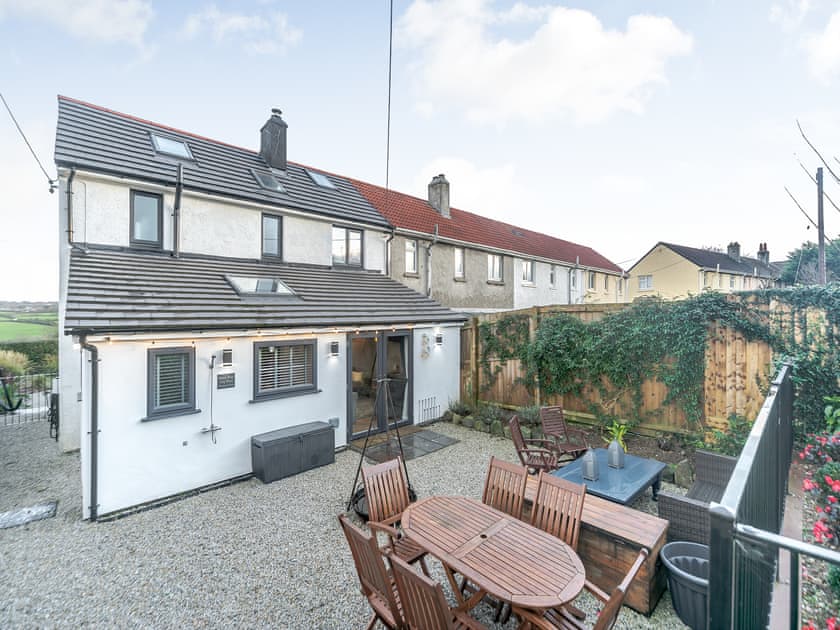 Cinders Loft in Illogan, Cornwall Book Online Hoseasons