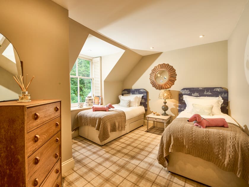Twin bedroom | Hazelbank, St Catherines, near Strachur