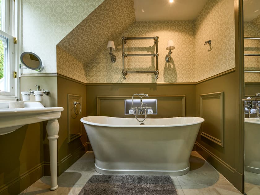 Bathroom | Hazelbank, St Catherines, near Strachur