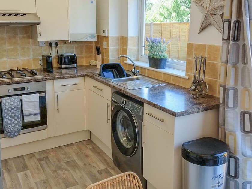 Kitchen area | Redcot Gardens, Stamford