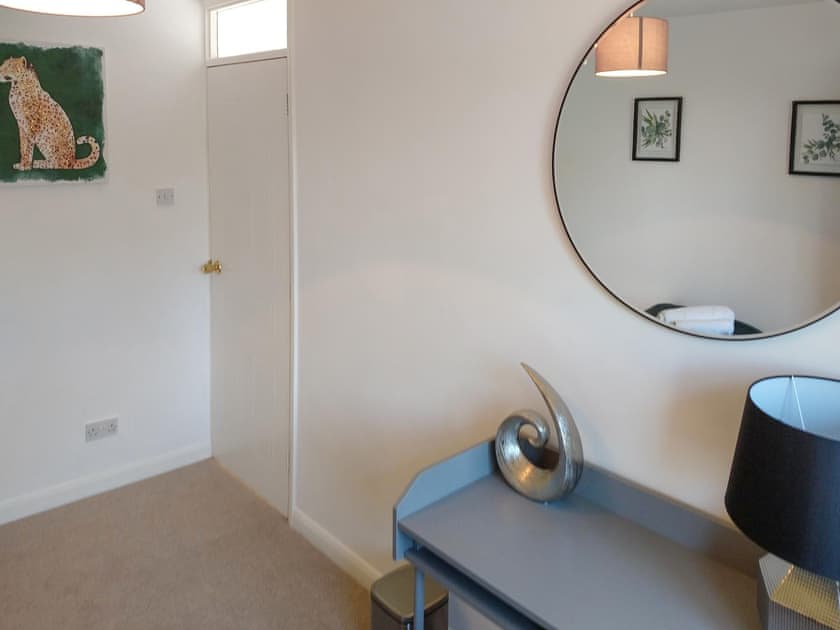 Single bedroom | Redcot Gardens, Stamford