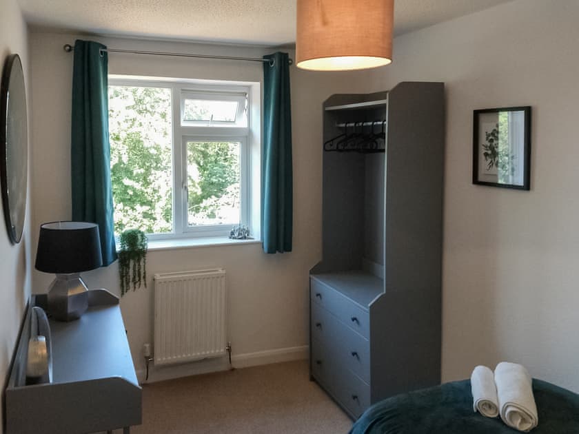 Single bedroom | Redcot Gardens, Stamford