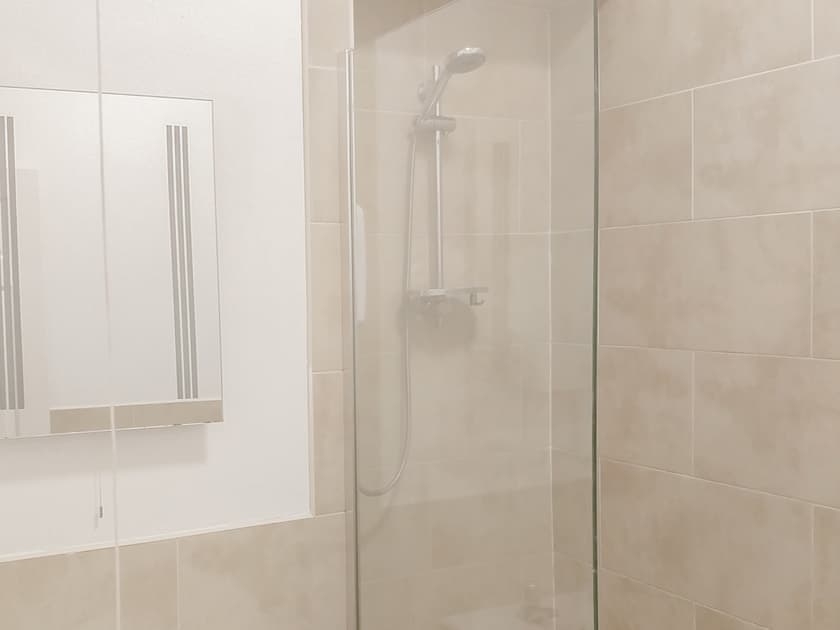 Shower room | All Saints - Harborough Properties LTD, Stamford