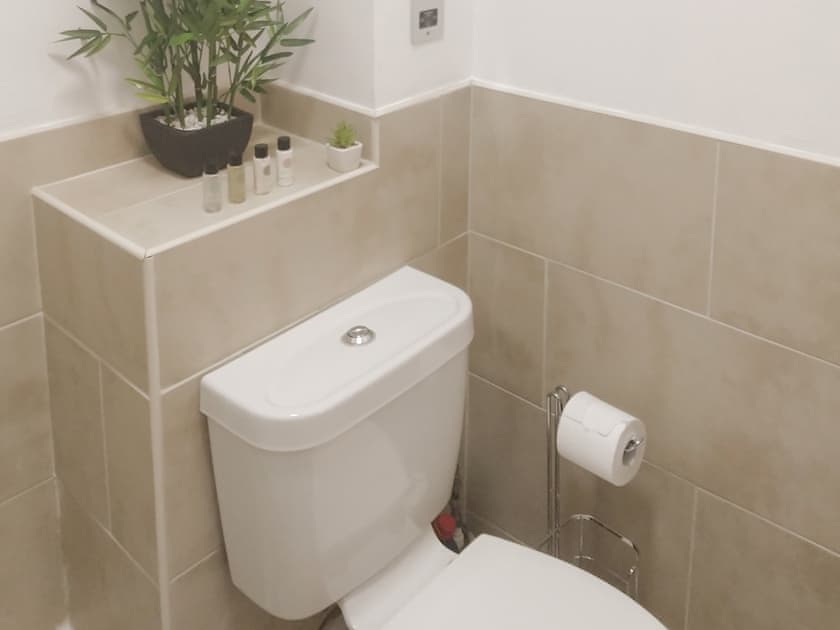 Shower room | All Saints - Harborough Properties LTD, Stamford