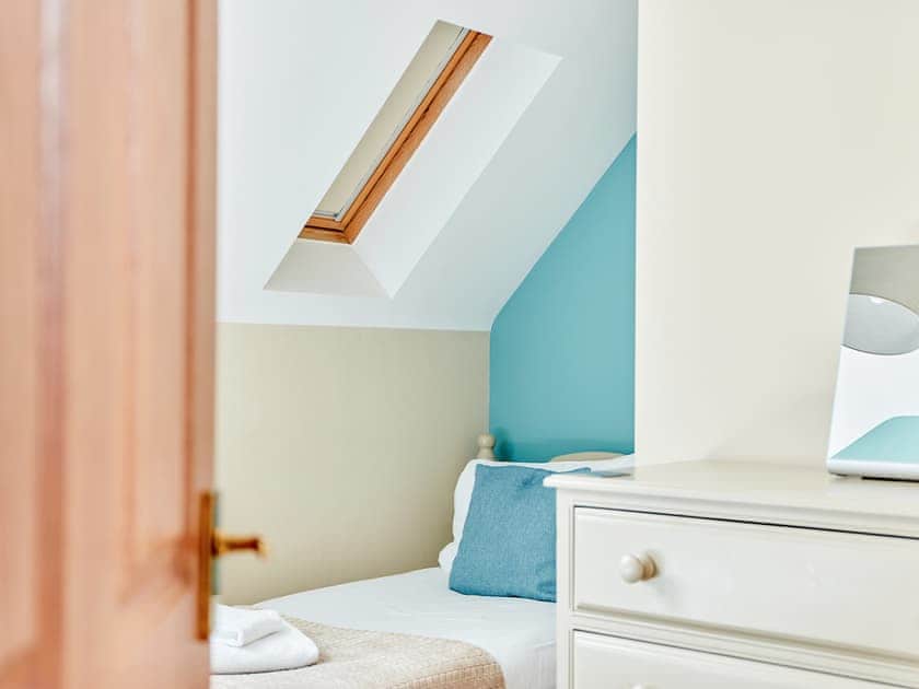 Single bedroom | Willow Barn - Nether Burrows Farm, Kirk Langley, near Ashbourne