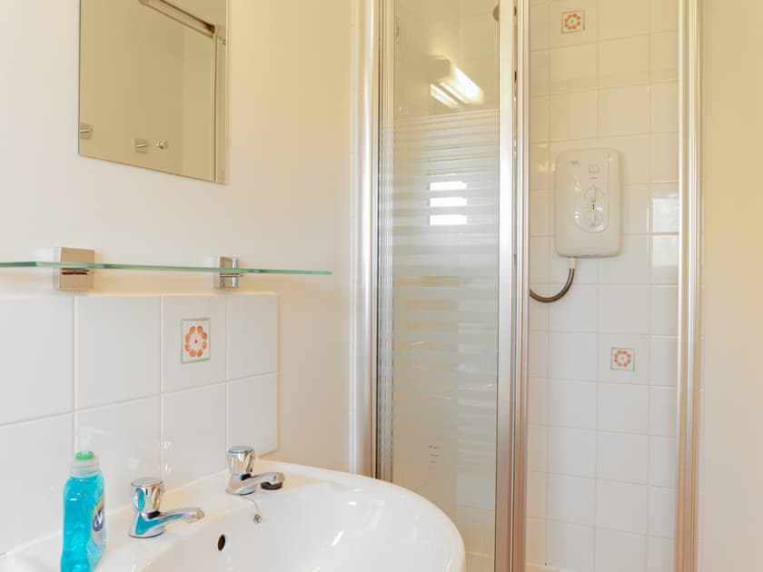 Shower room | Meadow View - Nether Burrows Farm, Kirk Langley, near Ashbourne
